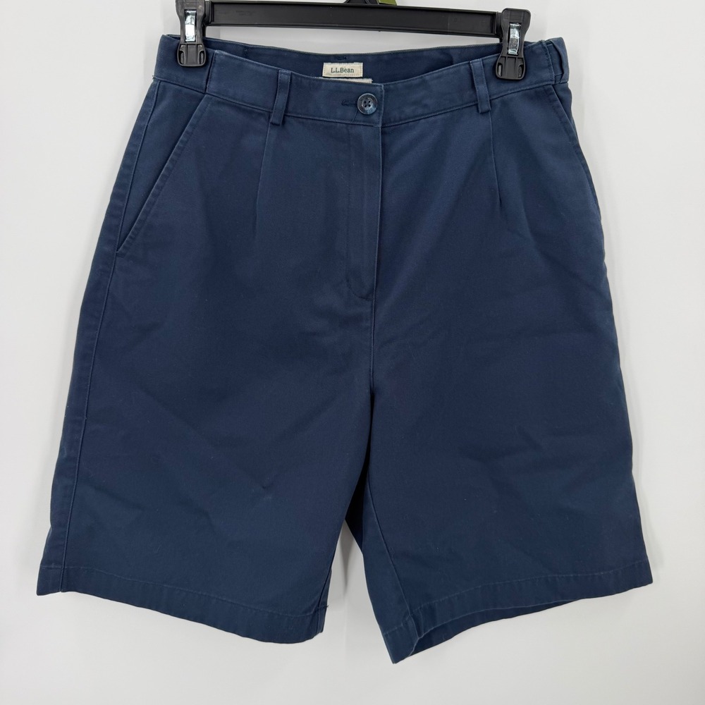LL Bean Shorts Original Fit Chino Pleated Front size 8 navy Blue Classic